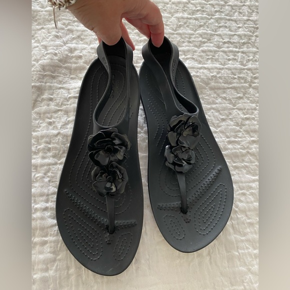 Crocs Serena embellished flower thong slingback size 10 - Picture 1 of 12